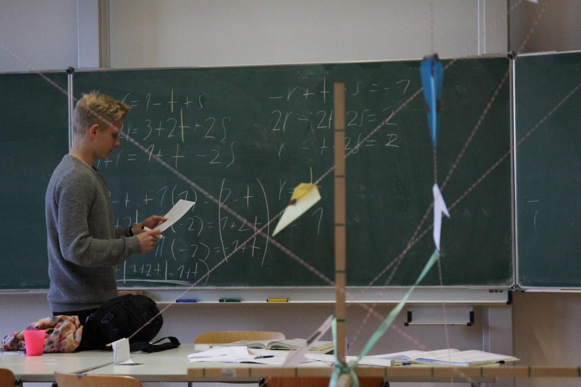 2016 12 16   Lagebeziehung von Geraden   0321